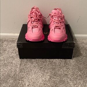 Liliana Pink Women's Sneakers